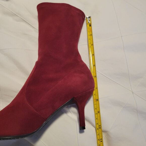 Stuart Weitzman Cling Booties - Picture 9 of 11